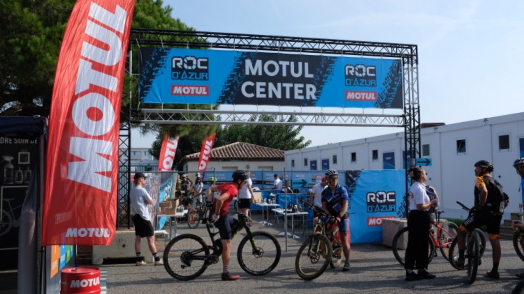 ▲CLICKホームページ、松田さんのブログより